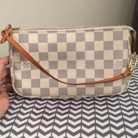 Louis Vuitton FÃ©licie Pochette - Damier Azur – Elanwa